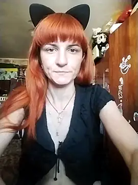 Snapshot of YaroslavaLester chatting on 07.17.26 YaroslavaLester online show from 07.17.26