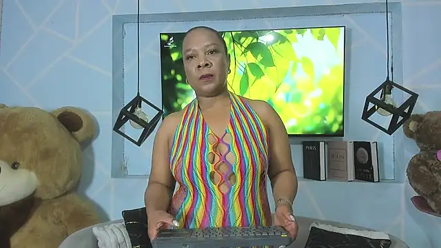 sharon noa online show from 04.15.26