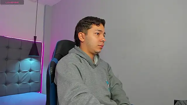 Julian Smith21 online show from 02.25.26