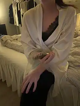 emspett08 online show from 04.18.26