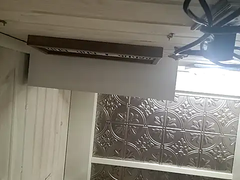 Snapshot of pleasser1985 chatting on 02.25.26 pleasser1985 online show from 02.25.26