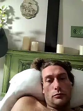 Snapshot of pleasser1985 chatting on 03.04.26 pleasser1985 online show from 03.04.26