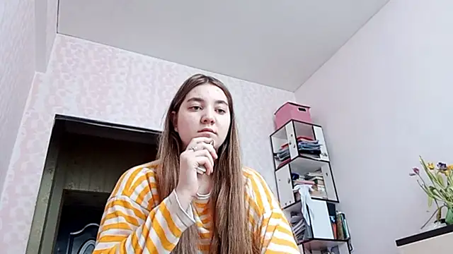 Snapshot of JanineThielman chatting on 03.15.26 JanineThielman online show from 03.15.26