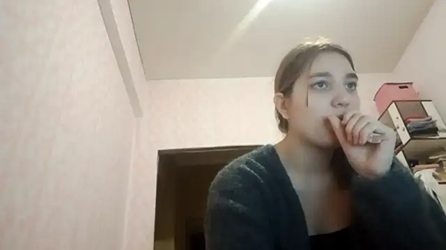 Snapshot of JanineThielman chatting on 03.16.26 JanineThielman online show from 03.16.26