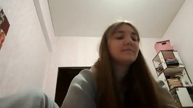 Snapshot of JanineThielman chatting on 04.13.26 JanineThielman online show from 04.13.26