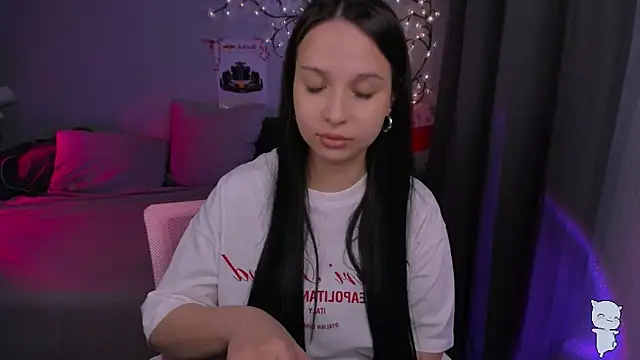 SoftyMooon online show from 04.16.26