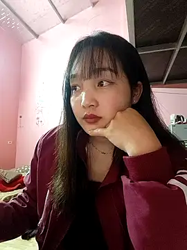 Snapshot of Myna5790 chatting on 02.25.26 Myna5790 online show from 02.25.26