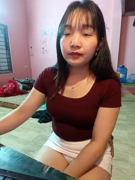 Myna5790 online show from 03.18.26