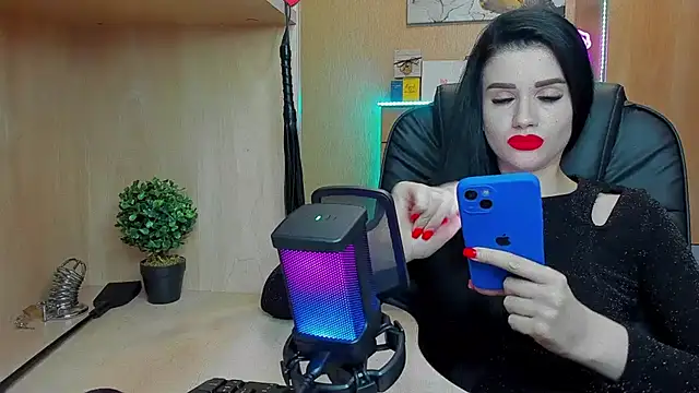 KristiTopxx online show from 01.27.25