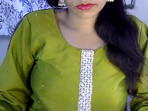Neha Sharma2 online show from 07.11.26