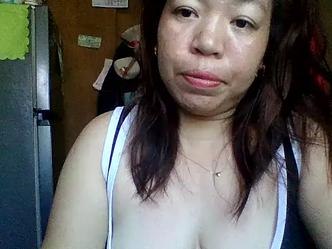 sweet lhyn online show from 06.16.26
