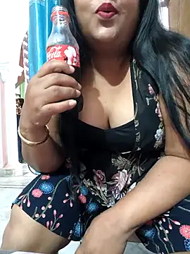 Moonae online show from 03.24.26