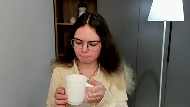 MyrlZangger online show from 02.24.26