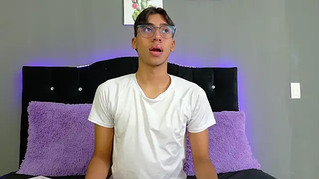 Snapshot of Eros_Lux chatting on 05.31.26 Eros Lux online show from 05.31.26
