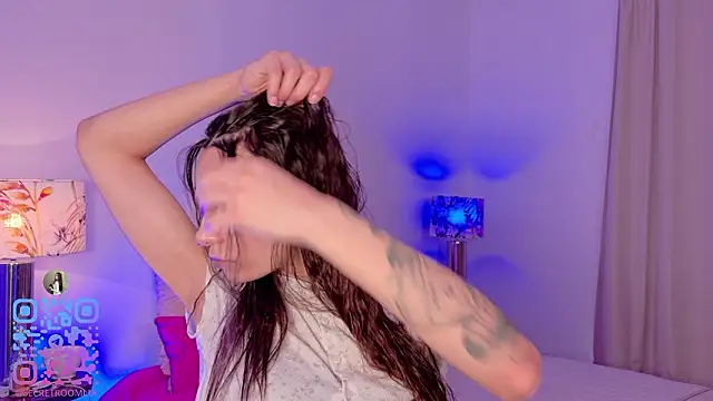 Snapshot of LeaaMooon chatting on 03.02.26 LeaaMooon online show from 03.02.26