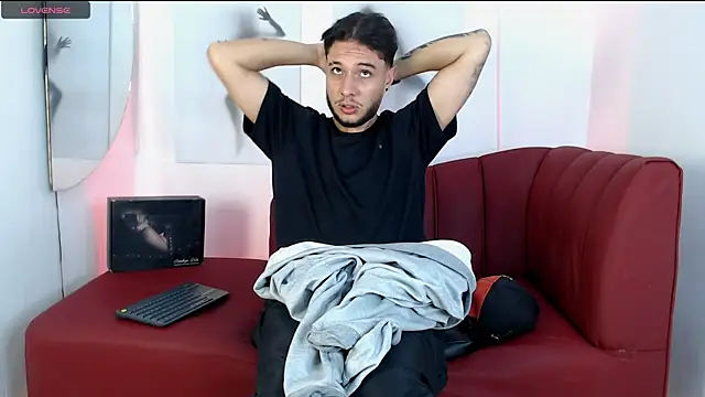 luxesmith online show from 04.12.26