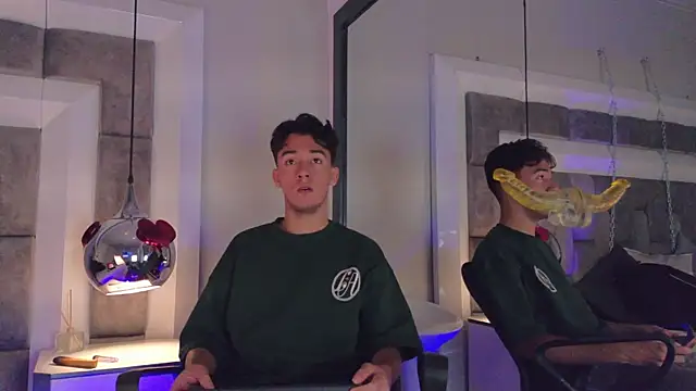 Austin Reedss online show from 04.12.26