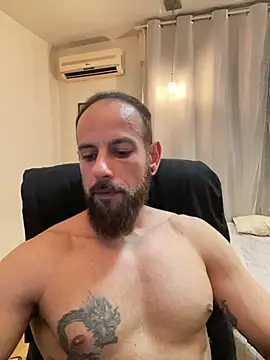 Snapshot of DaleCerbasi chatting on 02.25.26 DaleCerbasi online show from 02.25.26