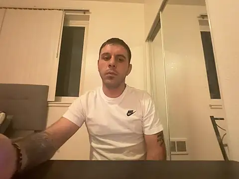 Snapshot of CristiX7 chatting on 02.25.26 CristiX7 online show from 02.25.26