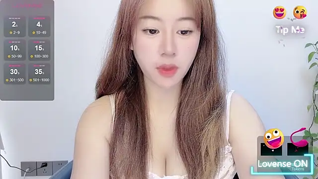 Snapshot of Baixi-01 chatting on 06.21.26 Baixi-01 online show from 06.21.26