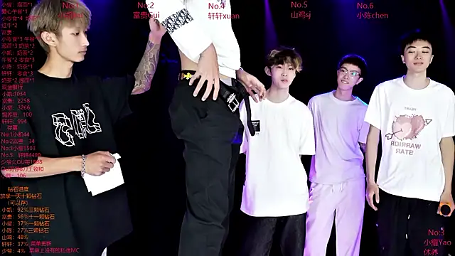 AOA-boy online show from 03.26.26