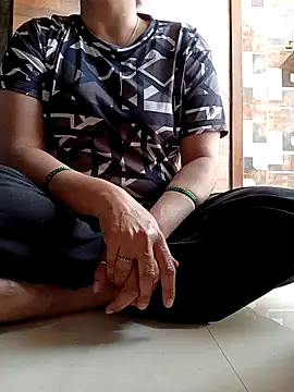 HOTY SAPNA02sCyOz9QcTD online show from 02.26.26