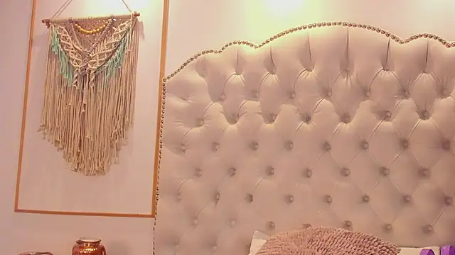 Sara funy online show from 03.27.26