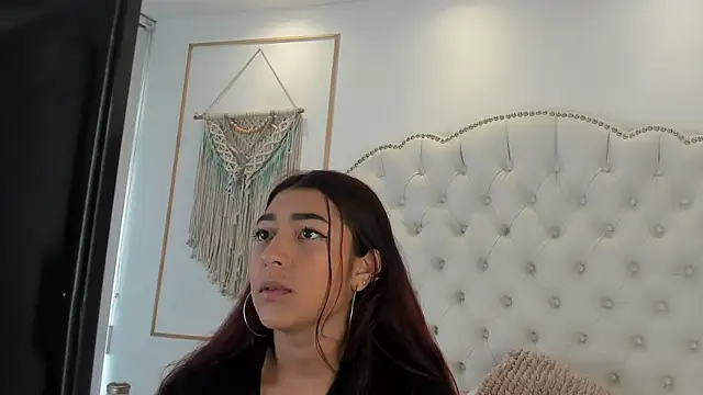 Sara funy online show from 05.22.26