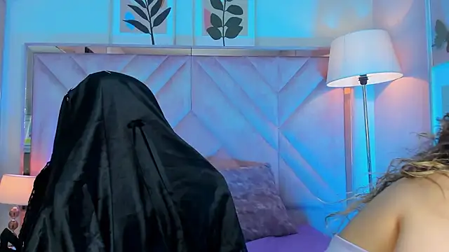 emilyjonesss  online show from 03.17.26