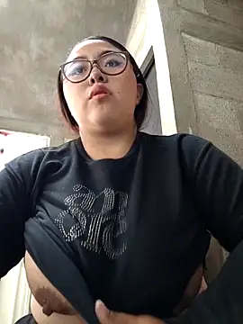 Aviiiiii18 online show from 02.28.26