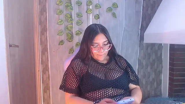 Snapshot of anyela_donecm chatting on 05.08.26 anyela donecm online show from 05.08.26