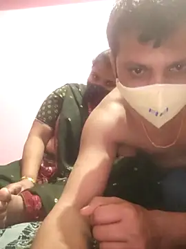 Snapshot of gujjuhotcouple chatting on 02.27.26 gujjuhotcouple online show from 02.27.26