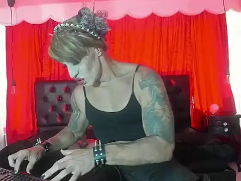 Lilith madame satan online show from 05.08.26