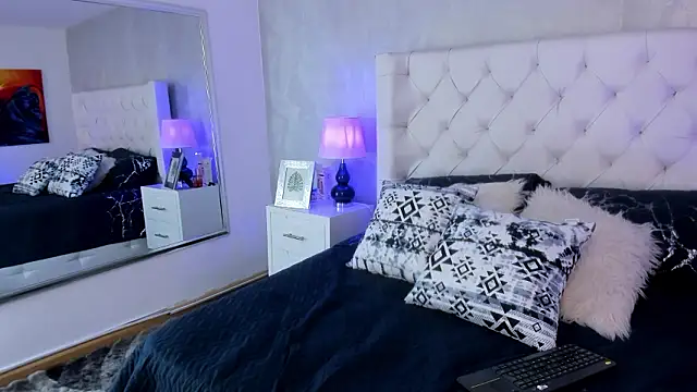 Ivi jones  online show from 03.14.26