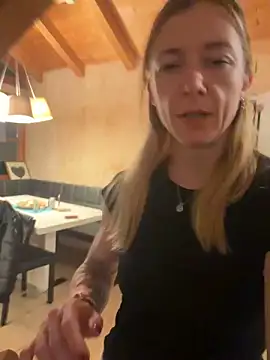 Snapshot of FitAnna chatting on 02.25.26 FitAnna online show from 02.25.26