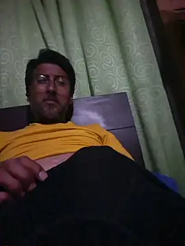 Snapshot of BRAD_MATURE chatting on 03.03.26 BRAD MATURE online show from 03.03.26