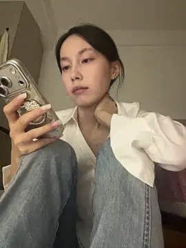 Snapshot of DD-5200 chatting on 02.28.26 DD-5200 online show from 02.28.26