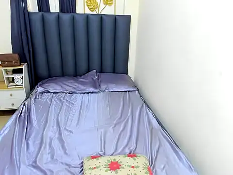 Snapshot of Maddison_Lore chatting on 03.08.26 Maddison Lore online show from 03.08.26