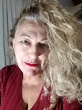 Snapshot of Luccia56 chatting on 03.04.26 Luccia56 online show from 03.04.26