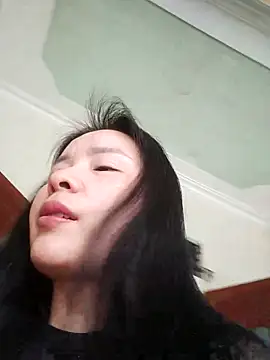 Ivy Trix2 online show from 03.04.26