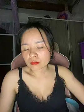 Ivy Trix2 online show from 03.08.26