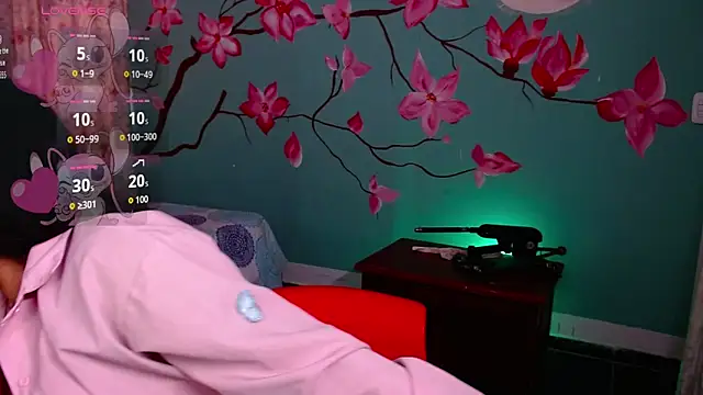 NoelleVireaux online show from 04.11.26