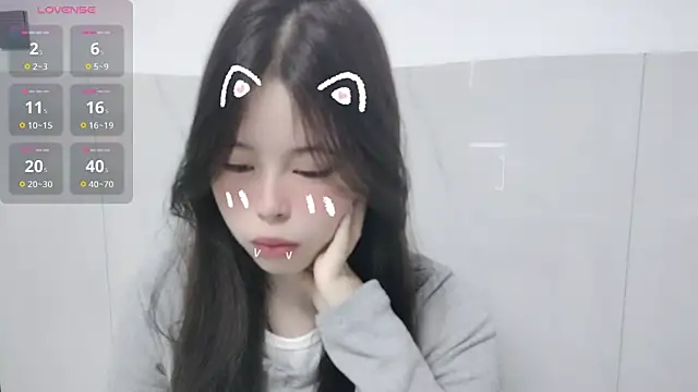 F-Yihao online show from 03.03.26