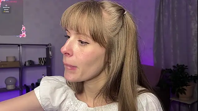 RosaMoore online show from 04.20.26