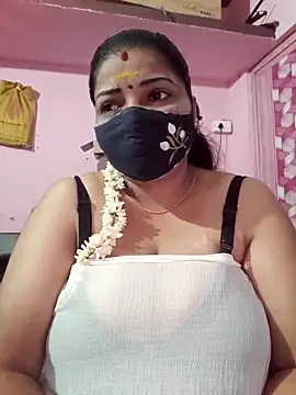 Snapshot of tamil_lathikaaa chatting on 05.19.26 tamil lathikaaa online show from 05.19.26