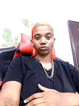 Snapshot of JANIELEE8XXXXX chatting on 02.25.26 JANIELEE8XXXXX online show from 02.25.26