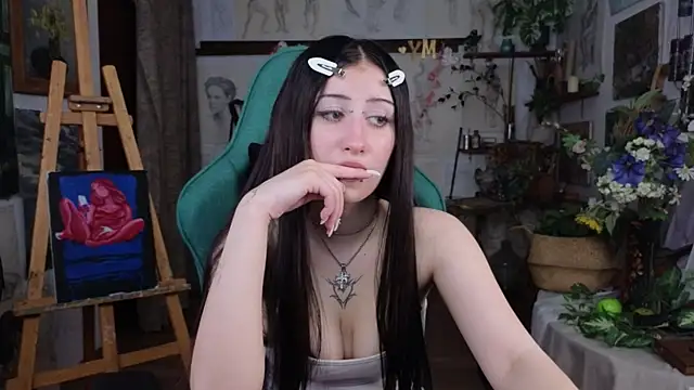 EffieMeowley online show from 05.24.26