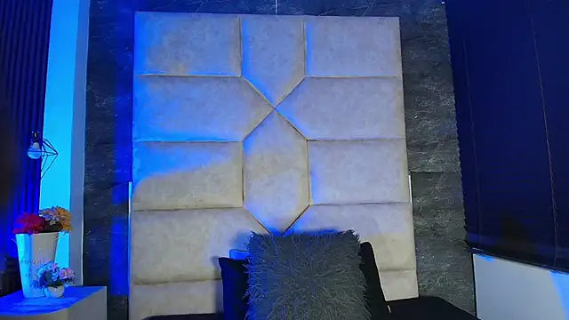 Snapshot of Ariia_Monroee chatting on 05.19.26 Ariia Monroee online show from 05.19.26