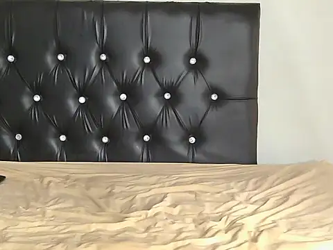 Snapshot of ClitsoCreamy chatting on 03.01.26 ClitsoCreamy online show from 03.01.26