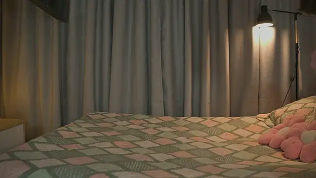 AitanaJhons  online show from 04.25.26